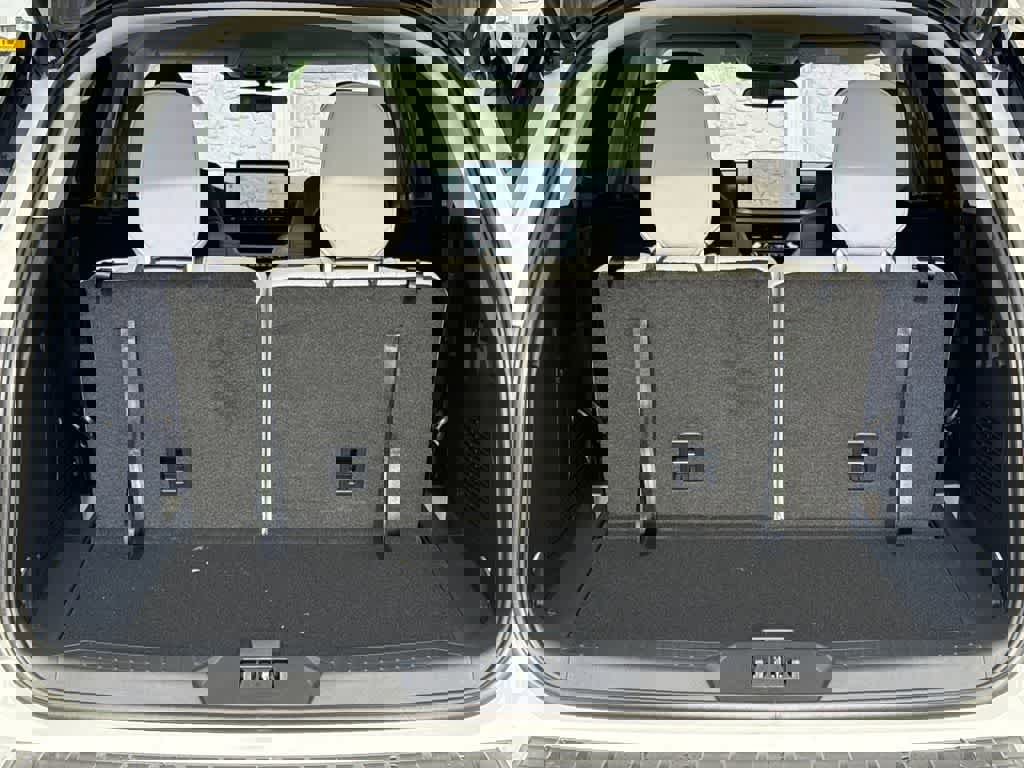 New 2026 Ford Explorer Active w/ Active Comfort Package image 16