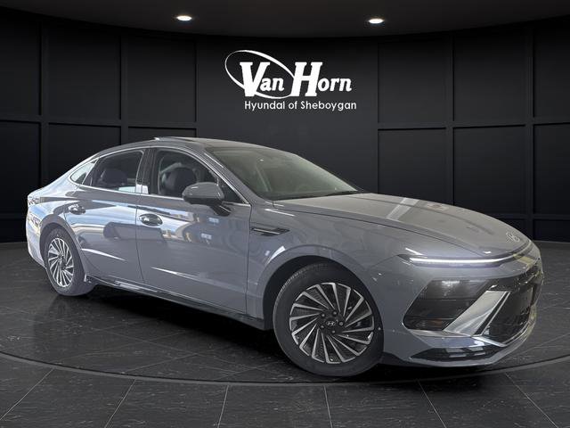 New 2025 Hyundai Sonata Limited image 42