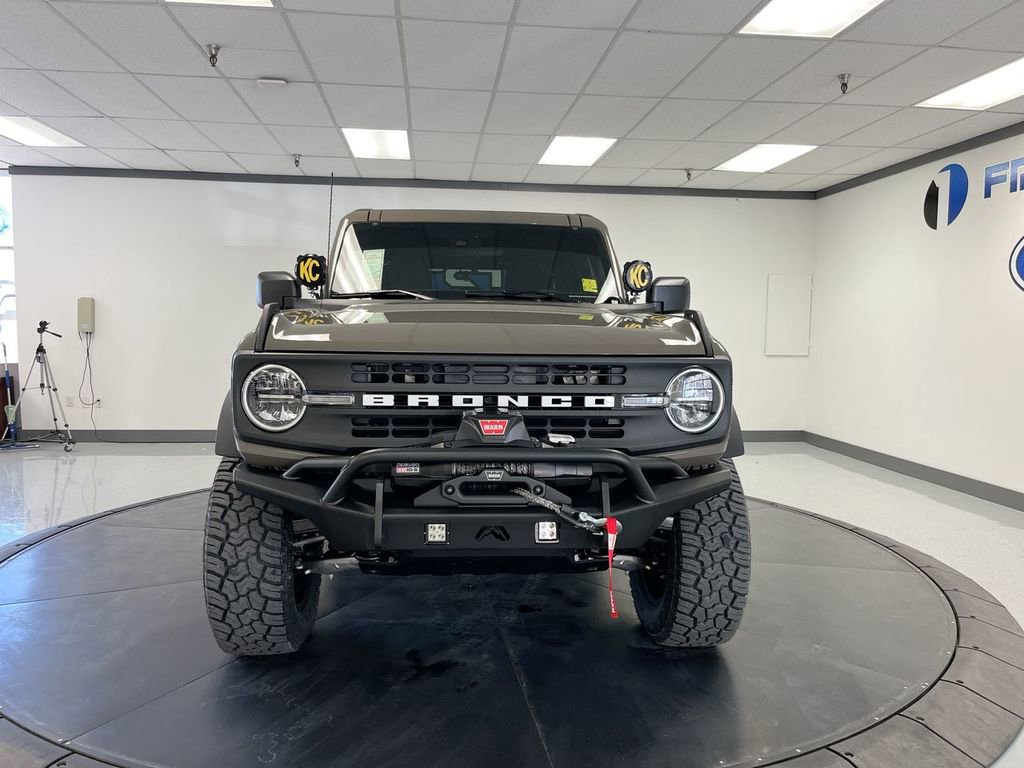 New 2025 Ford Bronco 4-Door AWD/4WD image 3