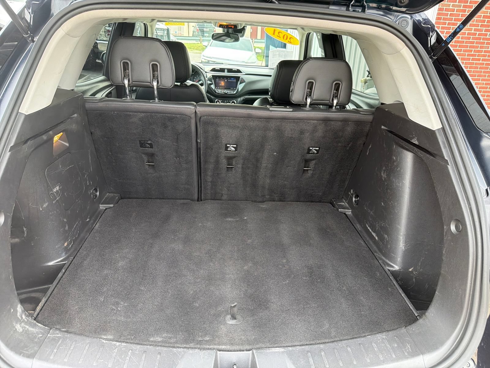 Used 2021 Chevrolet TrailBlazer LT w/ Premium Seating Package FWD image 25