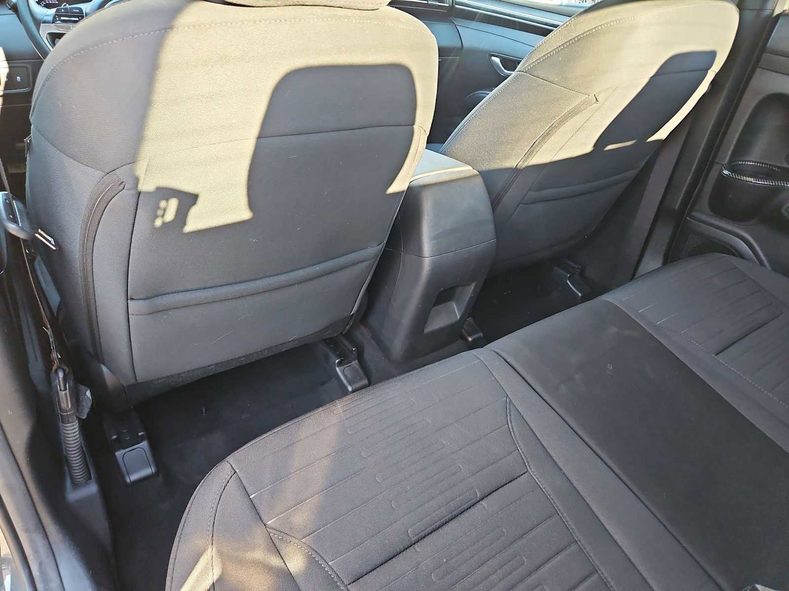 Used 2023 Hyundai Santa Cruz SE image 17