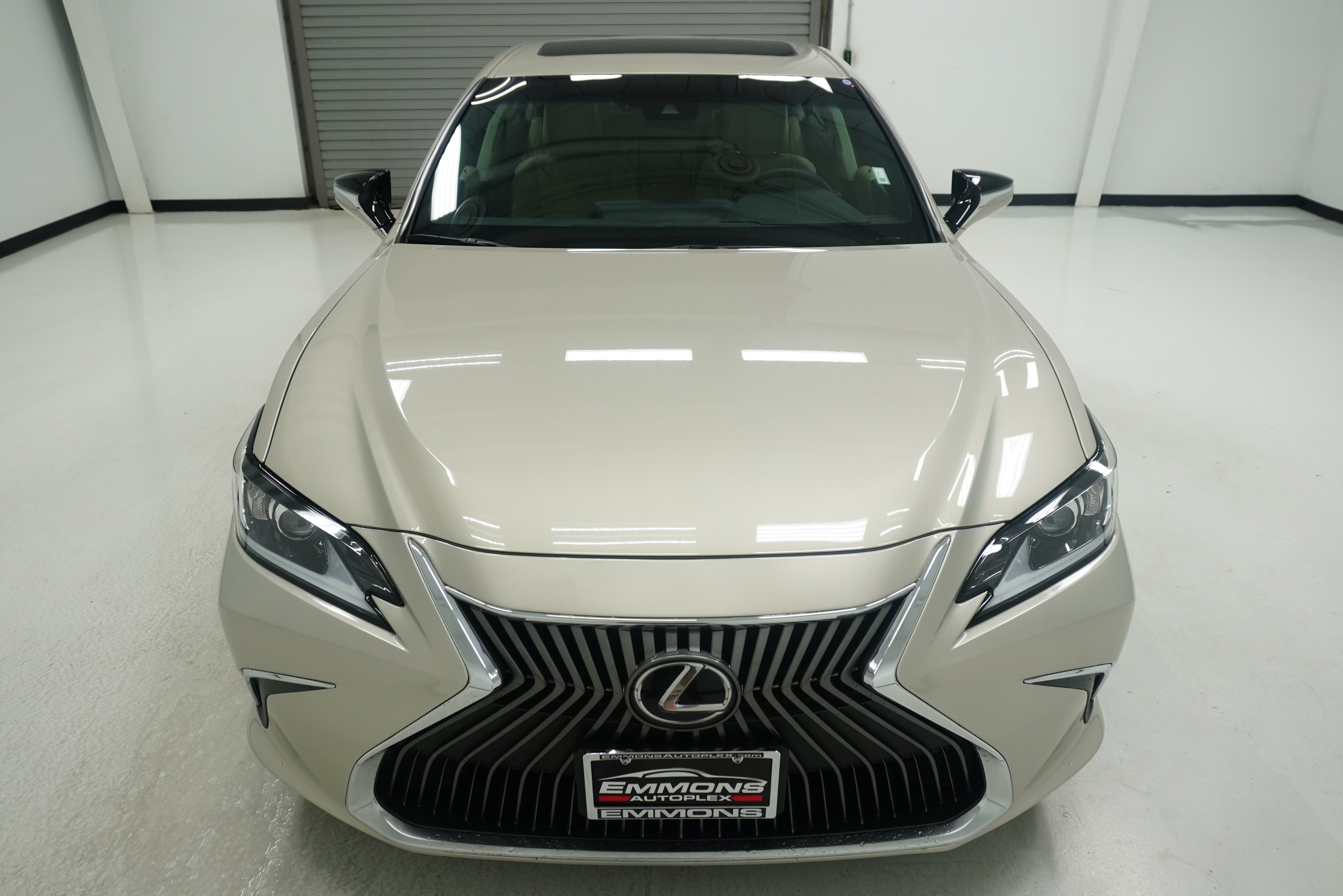 Used 2021 Lexus ES 250 w/ Premium Package AWD/4WD image 2