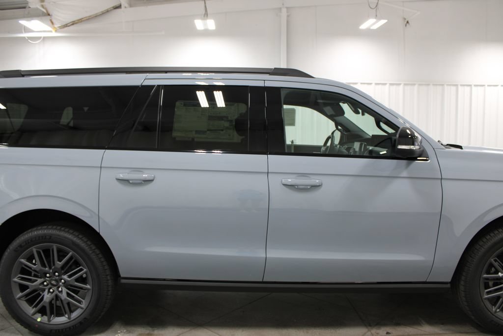 New 2027 Ford Expedition Max Platinum w/ Stealth Appearance Package RWD image 10