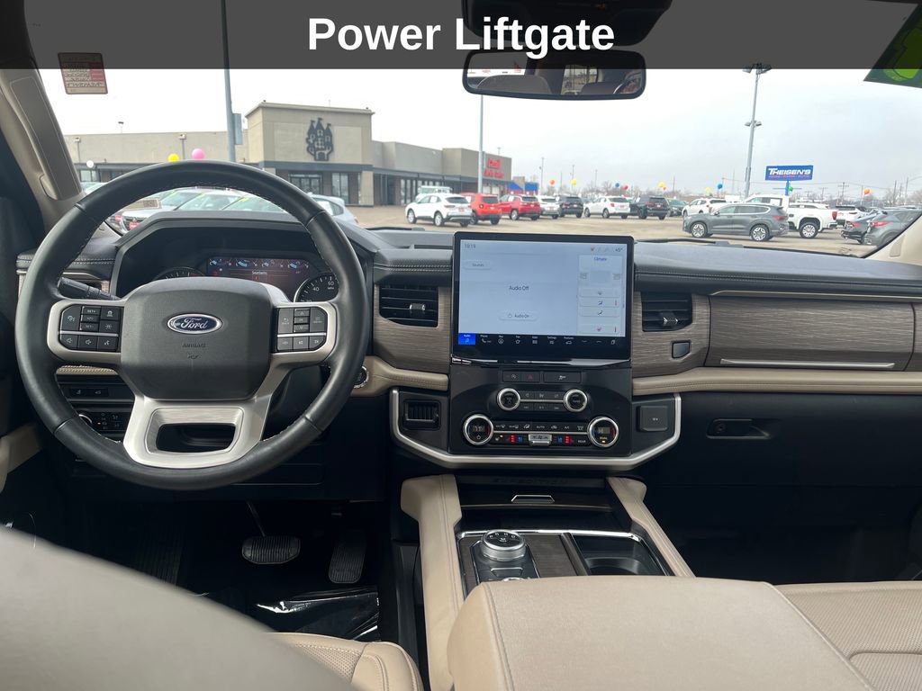 Used 2024 Ford Expedition Limited image 26