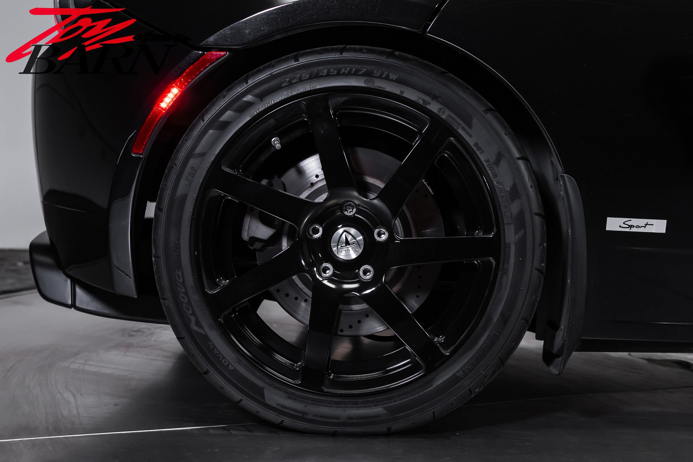 Used 2010 Tesla Roadster Sport RWD image 22