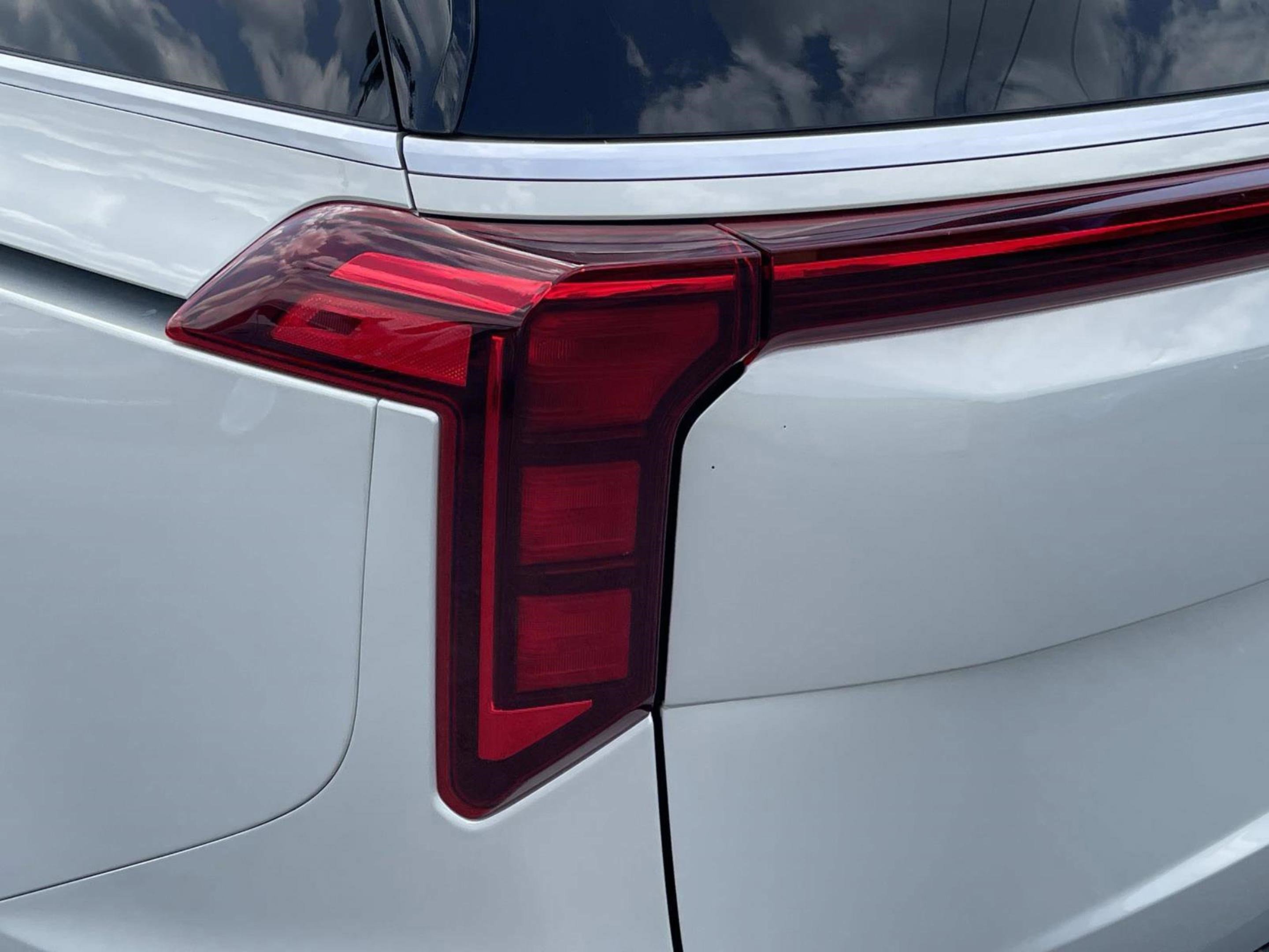 New 2026 Kia Carnival EX image 11