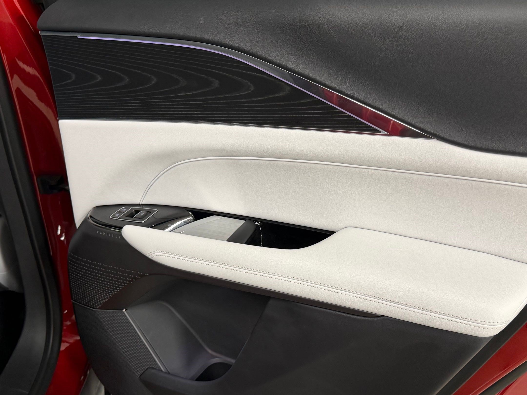 Certified 2024 Cadillac Lyriq Luxury RWD image 44