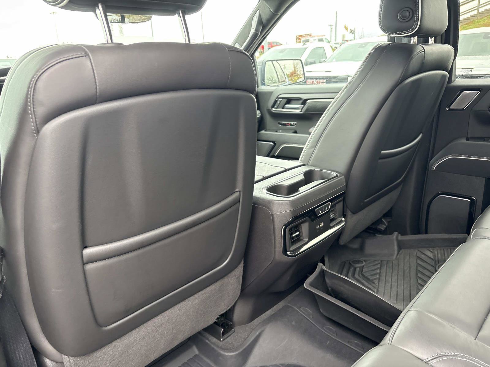 Certified 2024 GMC Sierra 1500 AT4X w/ AT4X AEV Edition image 32