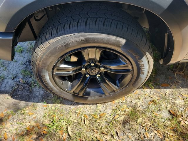 Used 2024 RAM 1500 Warlock AWD/4WD image 5