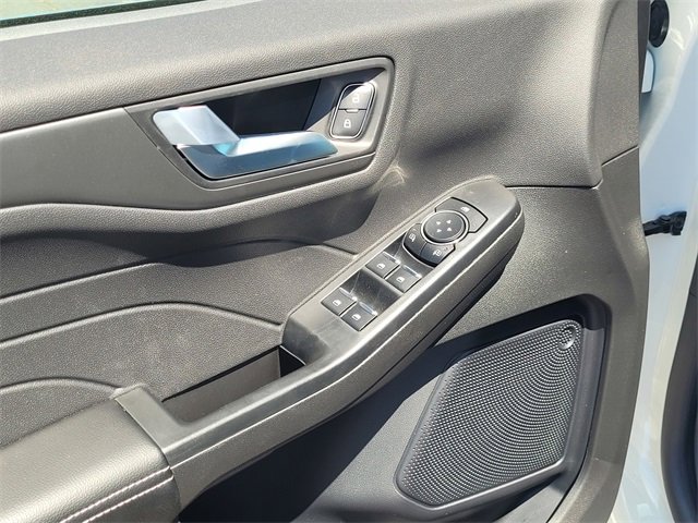 New 2025 Ford Escape SE image 8