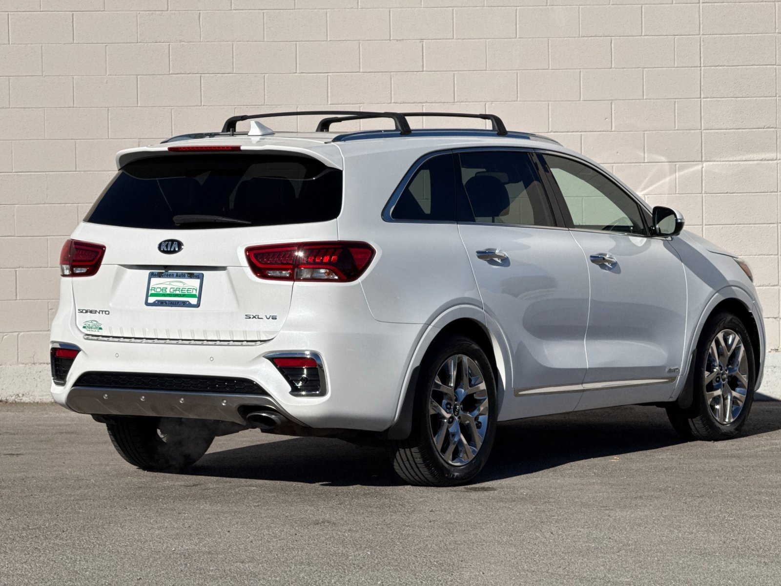 Used 2019 Kia Sorento SX image 3