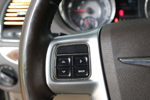 Used 2011 Chrysler Town & Country Touring w/ Security Group FWD image 19
