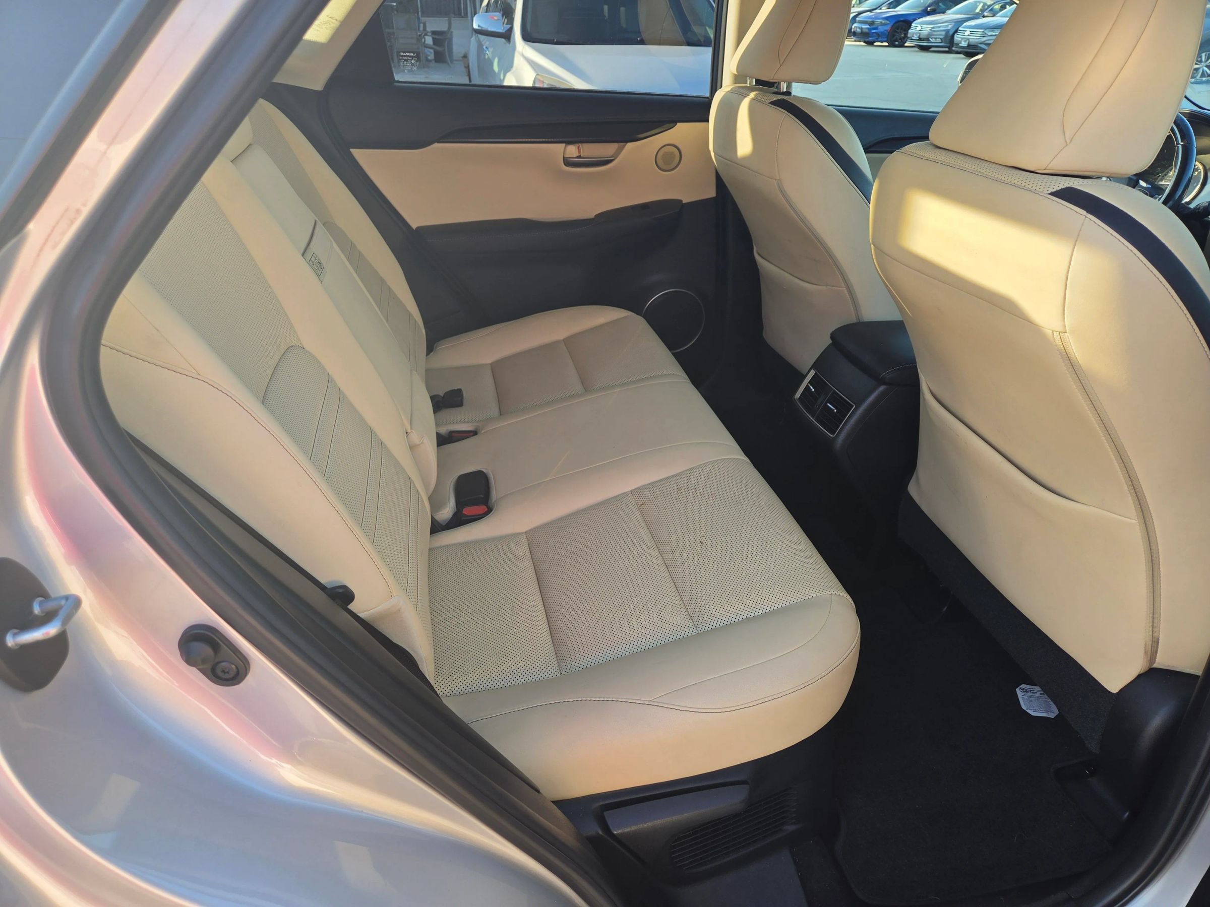 Used 2015 Lexus NX 200t FWD w/ Premium Package image 10