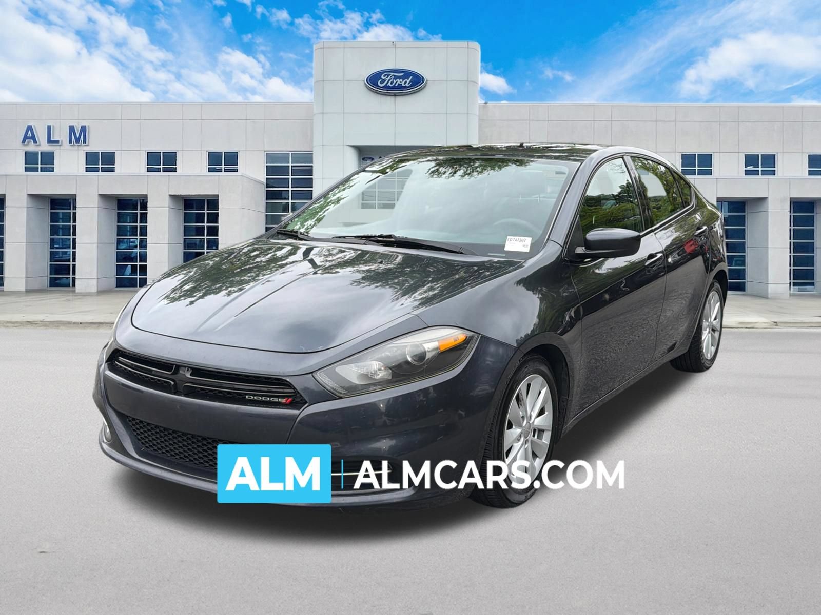 Used 2014 Dodge Dart SXT w/ Sun/Sound Group FWD image 1