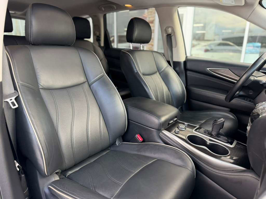 Used 2019 INFINITI QX60 Pure image 16