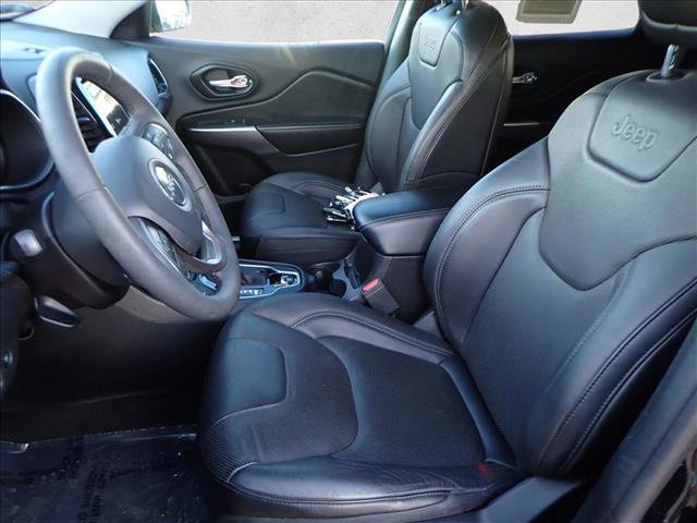 Used 2021 Jeep Cherokee Limited image 12