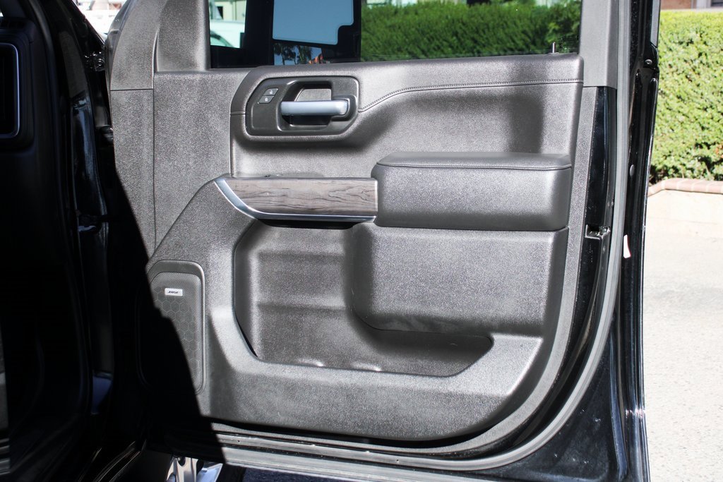 Used 2020 Chevrolet Silverado 2500 LTZ w/ LTZ Premium Package image 39