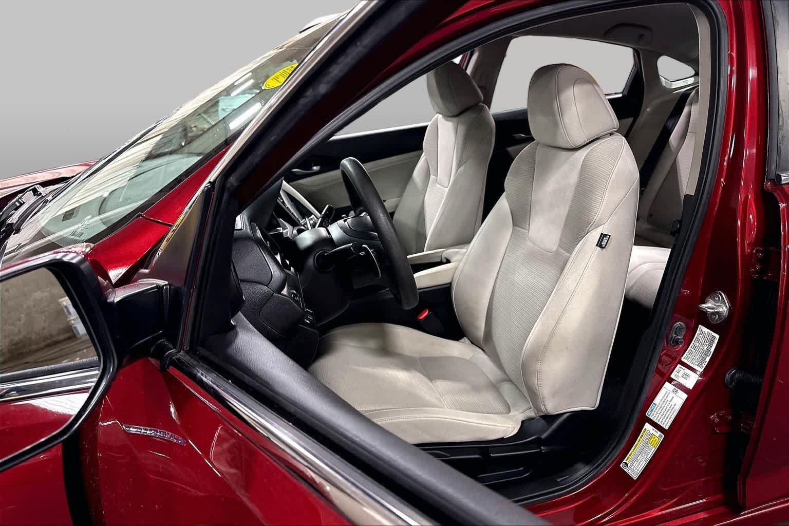 Used 2021 Honda Insight EX image 8