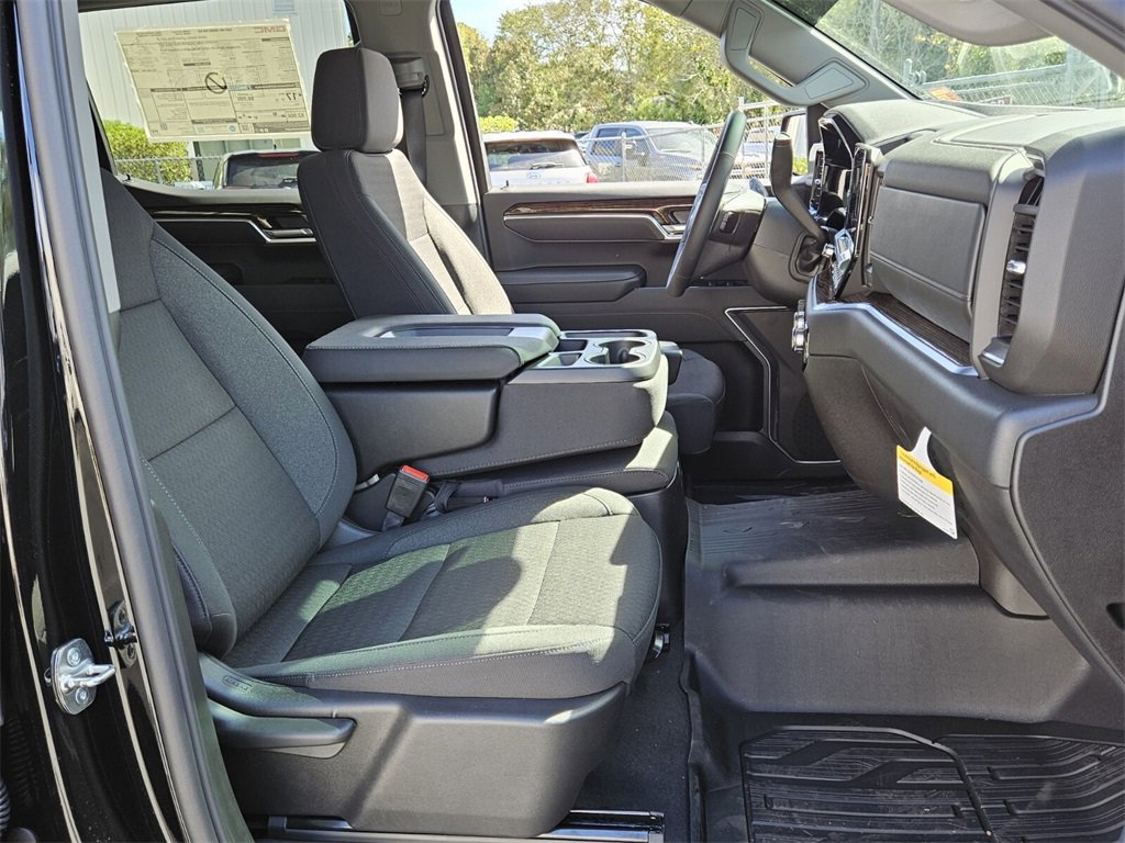 New 2026 GMC Sierra 1500 SLE image 13