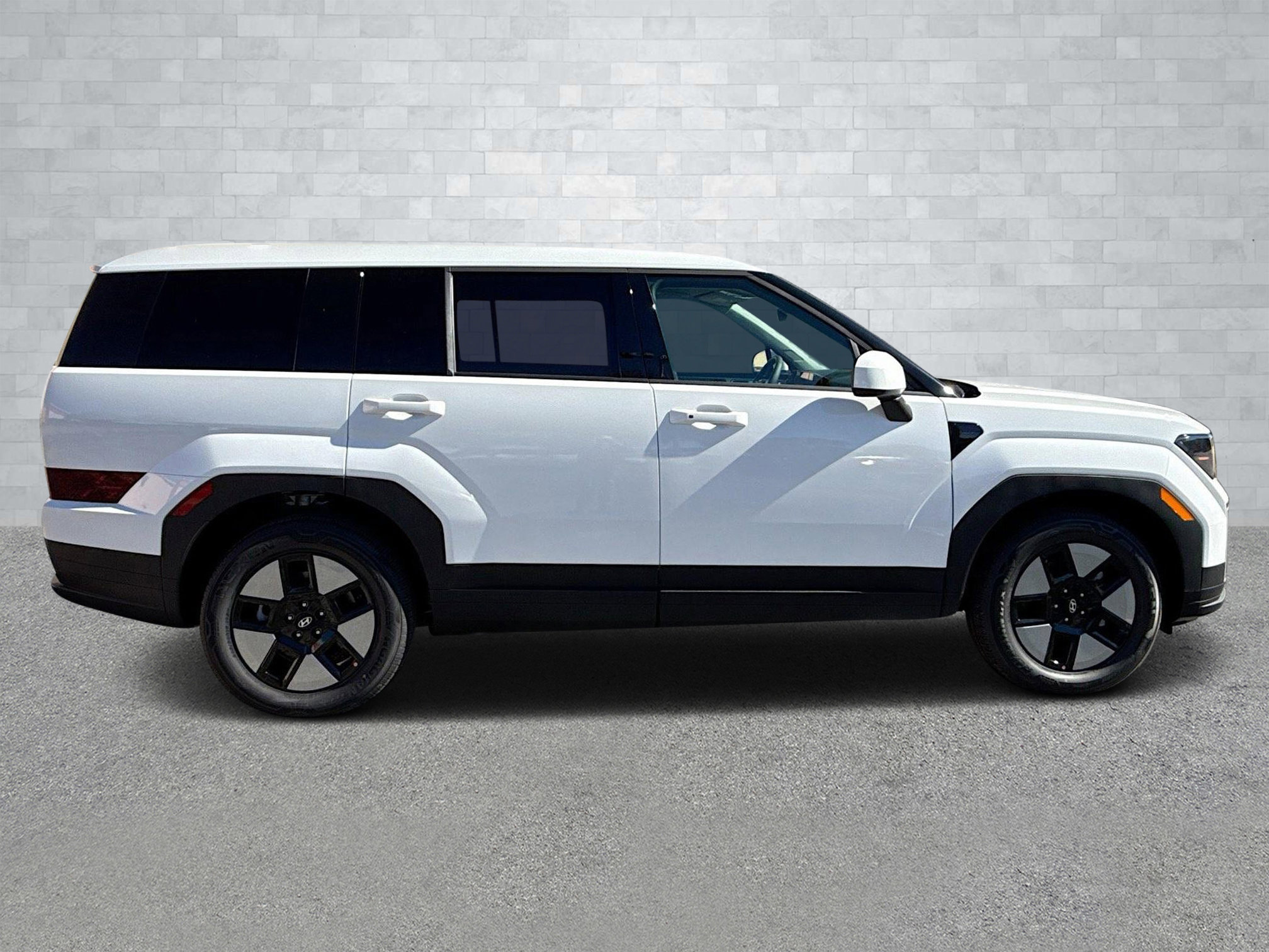 New 2026 Hyundai Santa Fe SE FWD image 3