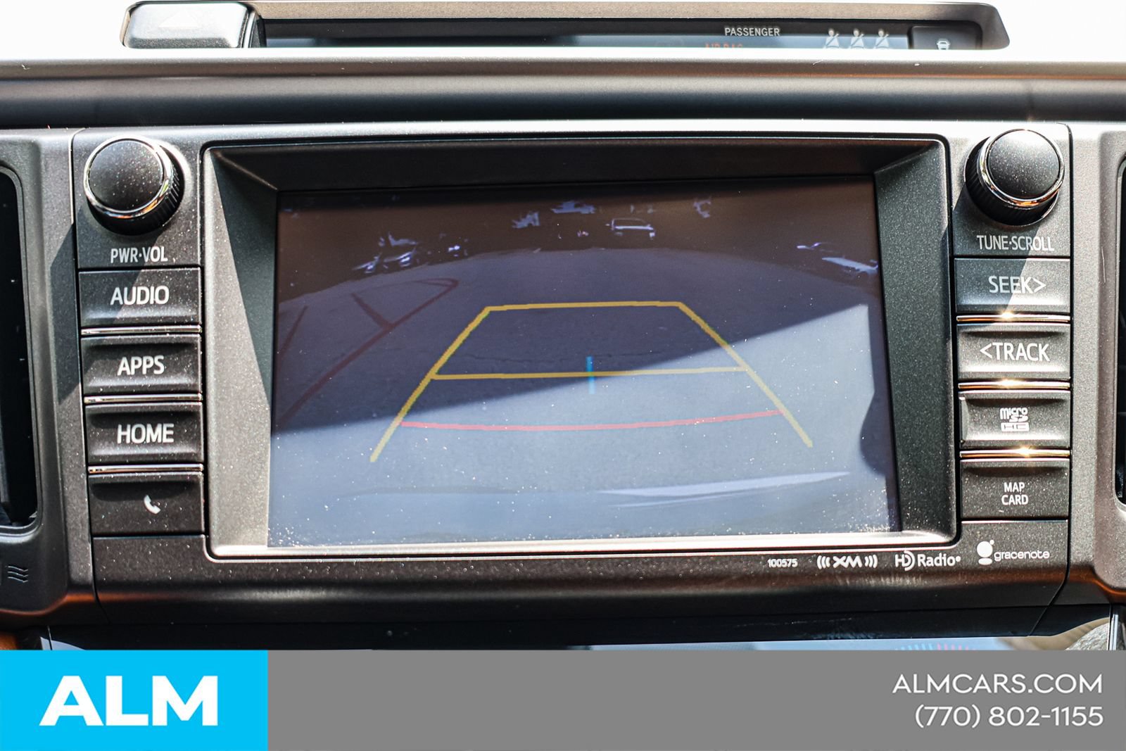Used 2018 Toyota RAV4 Limited FWD image 28