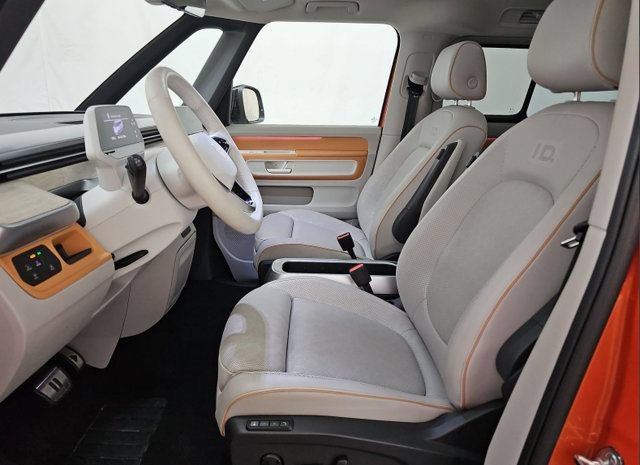 Used 2025 Volkswagen ID. Buzz 1st Edition AWD/4WD image 2