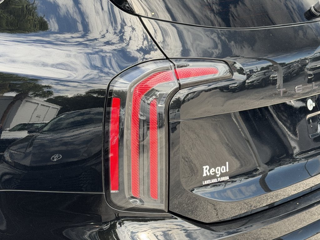 Certified 2025 Kia Telluride SX X-Line AWD/4WD image 11