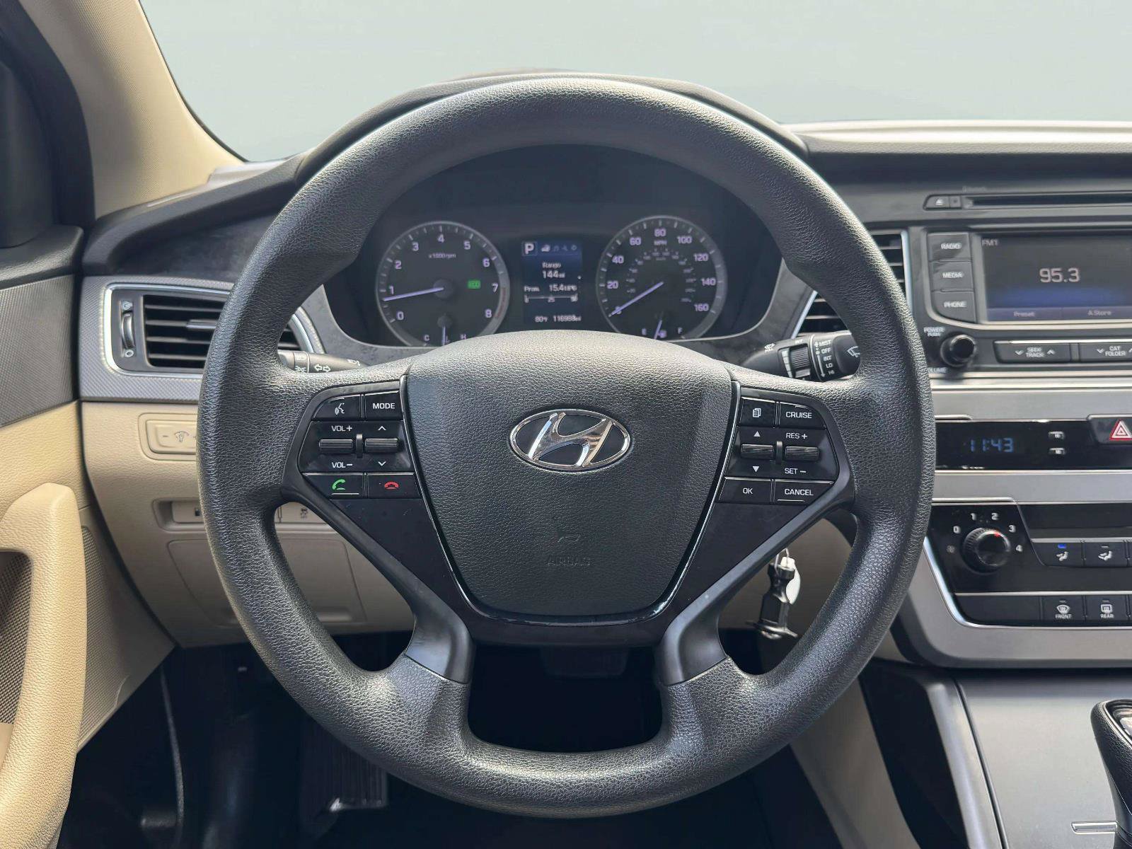 Used 2015 Hyundai Sonata SE FWD image 32