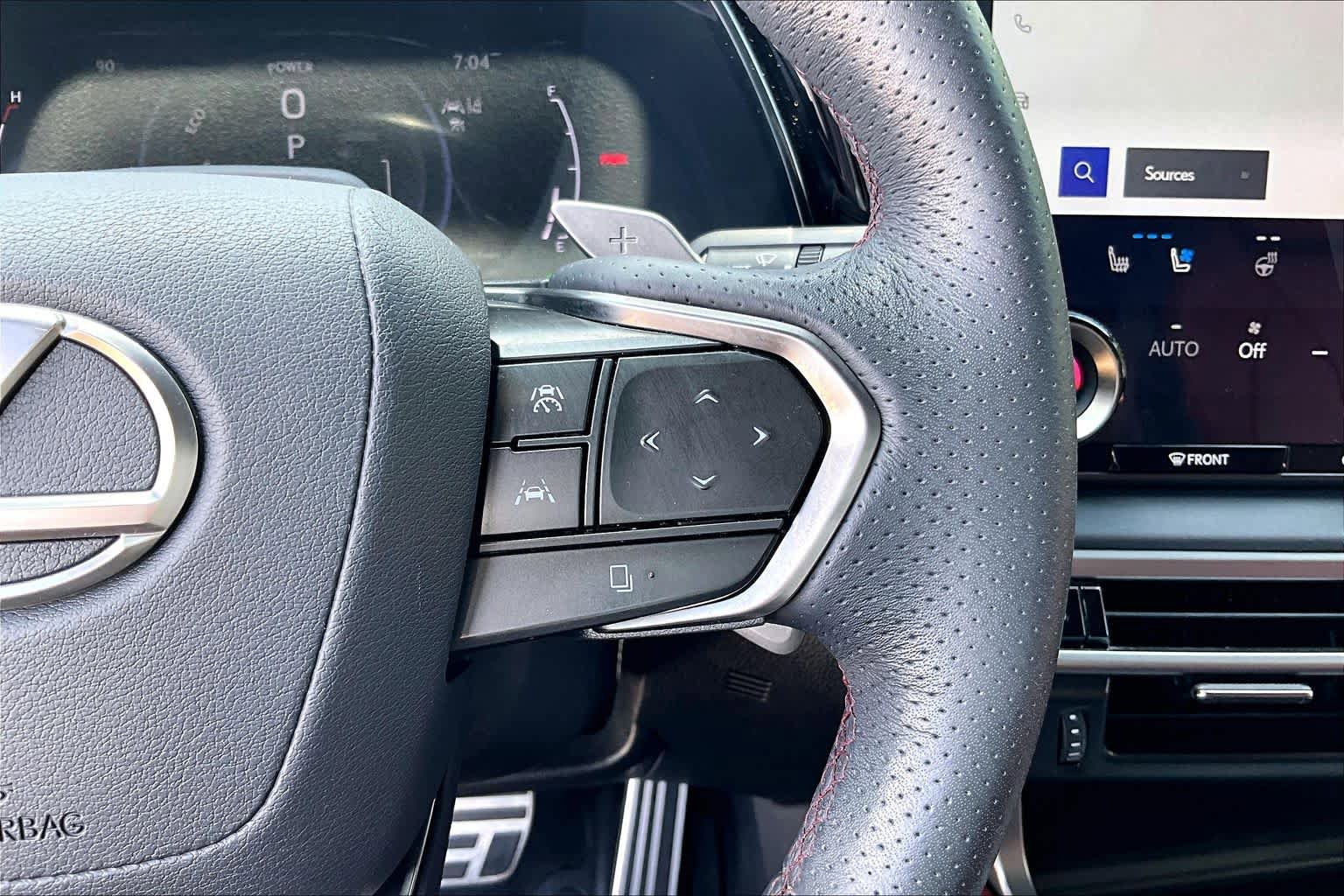 Used 2023 Lexus RX 500h F Sport AWD/4WD image 22