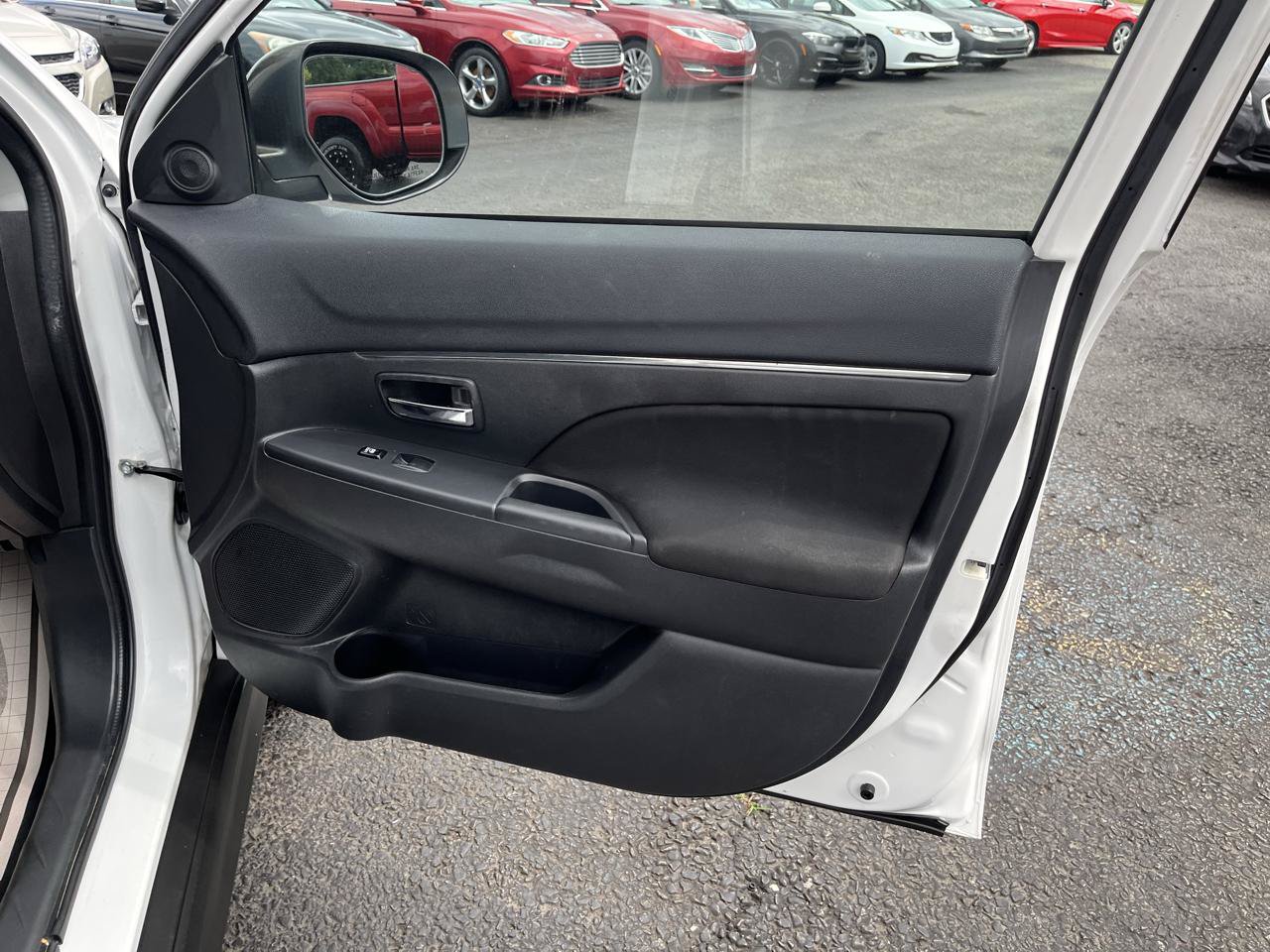 Used 2016 Mitsubishi Outlander Sport ES AWD/4WD image 21