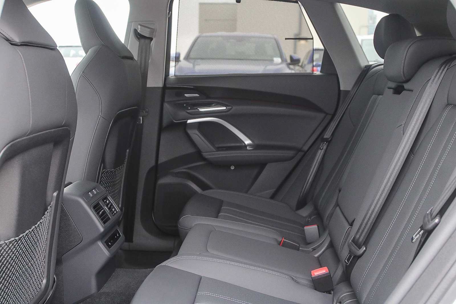 Used 2025 Audi Q5 Prestige AWD/4WD image 19