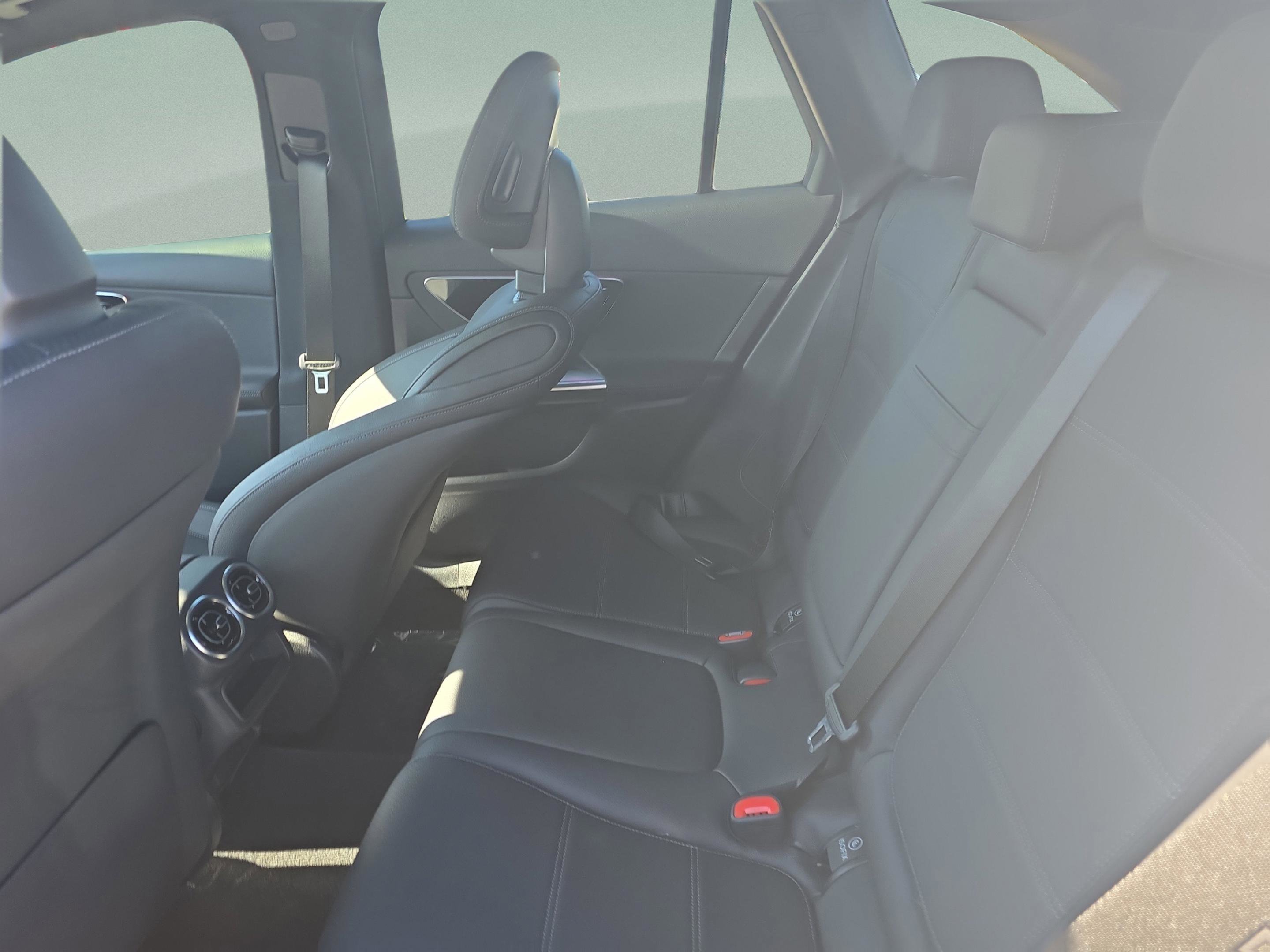 Certified 2026 Mercedes-Benz GLC 300 image 11