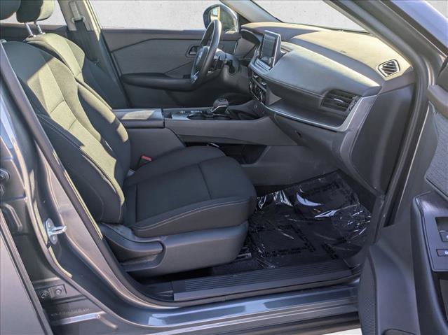 Used 2023 Nissan Rogue S image 20