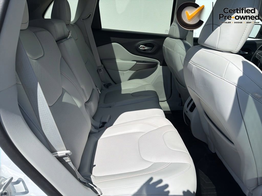 Used 2021 Jeep Cherokee Limited w/ Elite Package FWD image 29