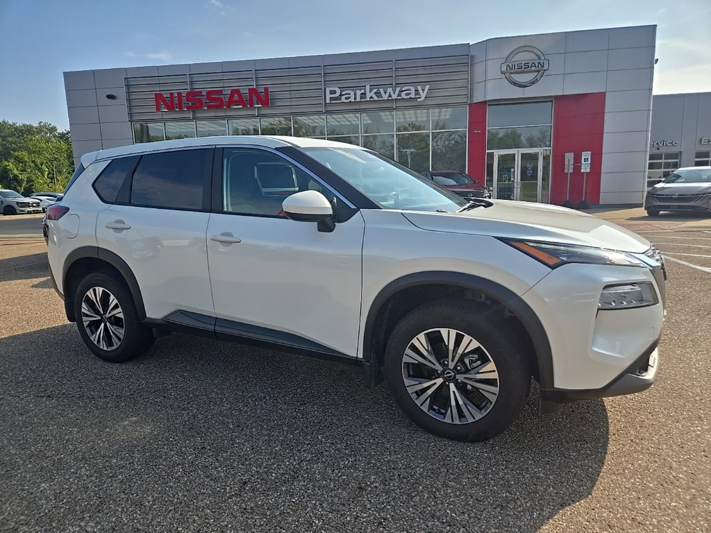 Used 2023 Nissan Rogue SV AWD/4WD image 1