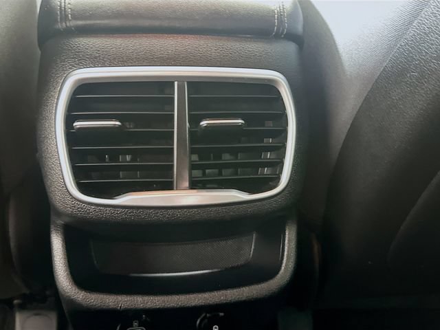 Used 2019 Hyundai Santa Fe SEL AWD/4WD image 29