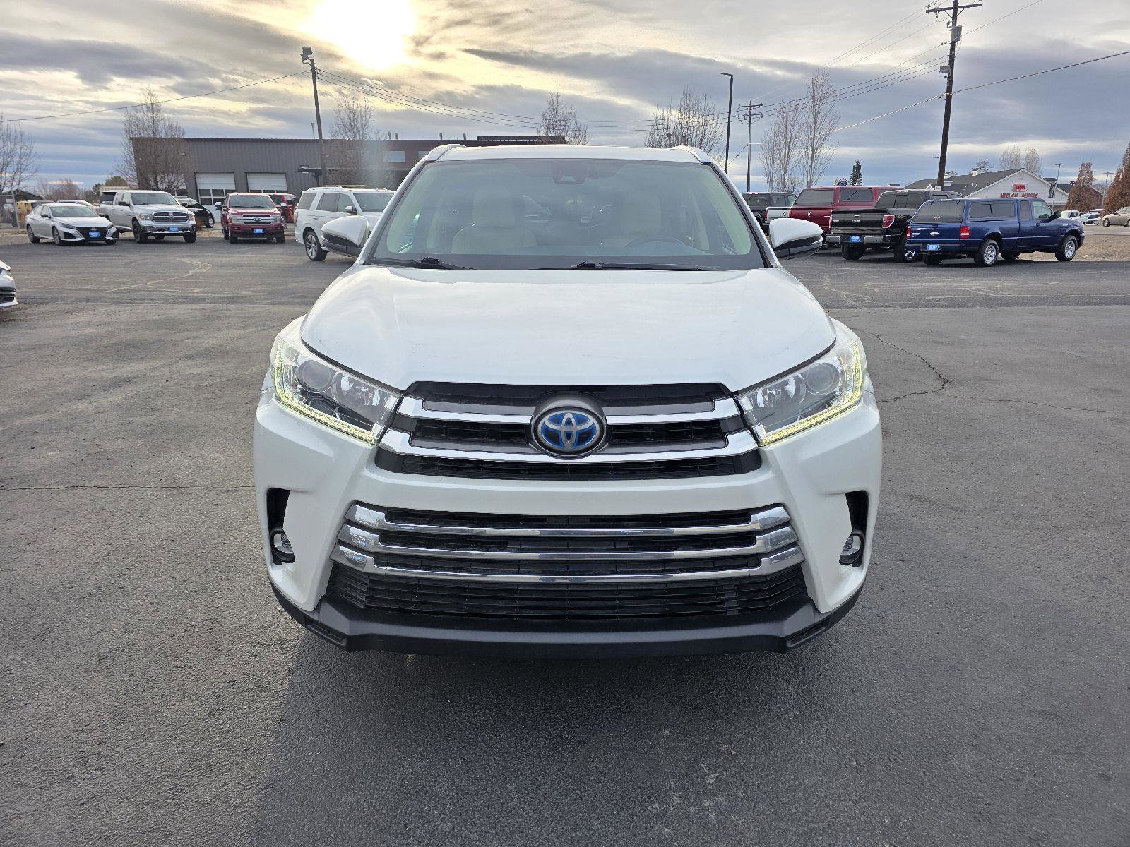 Used 2019 Toyota Highlander Limited image 2
