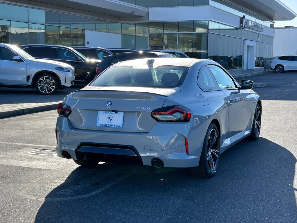 New 2026 BMW 230i Coupe w/ Premium Package RWD image 5