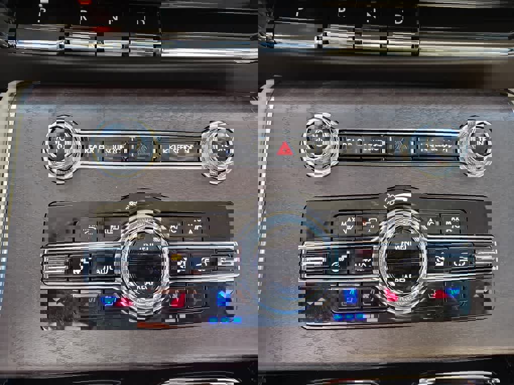 Used 2023 Lincoln Aviator Reserve w/ Equipment Group 201A image 24