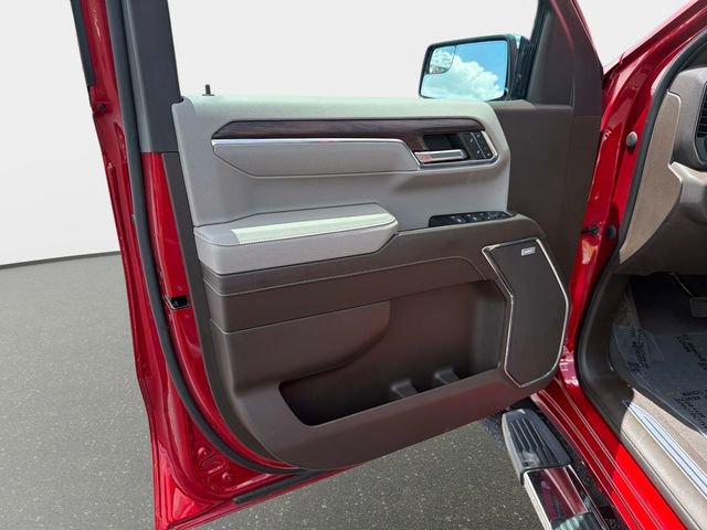 Used 2023 GMC Sierra 1500 SLT AWD/4WD image 17