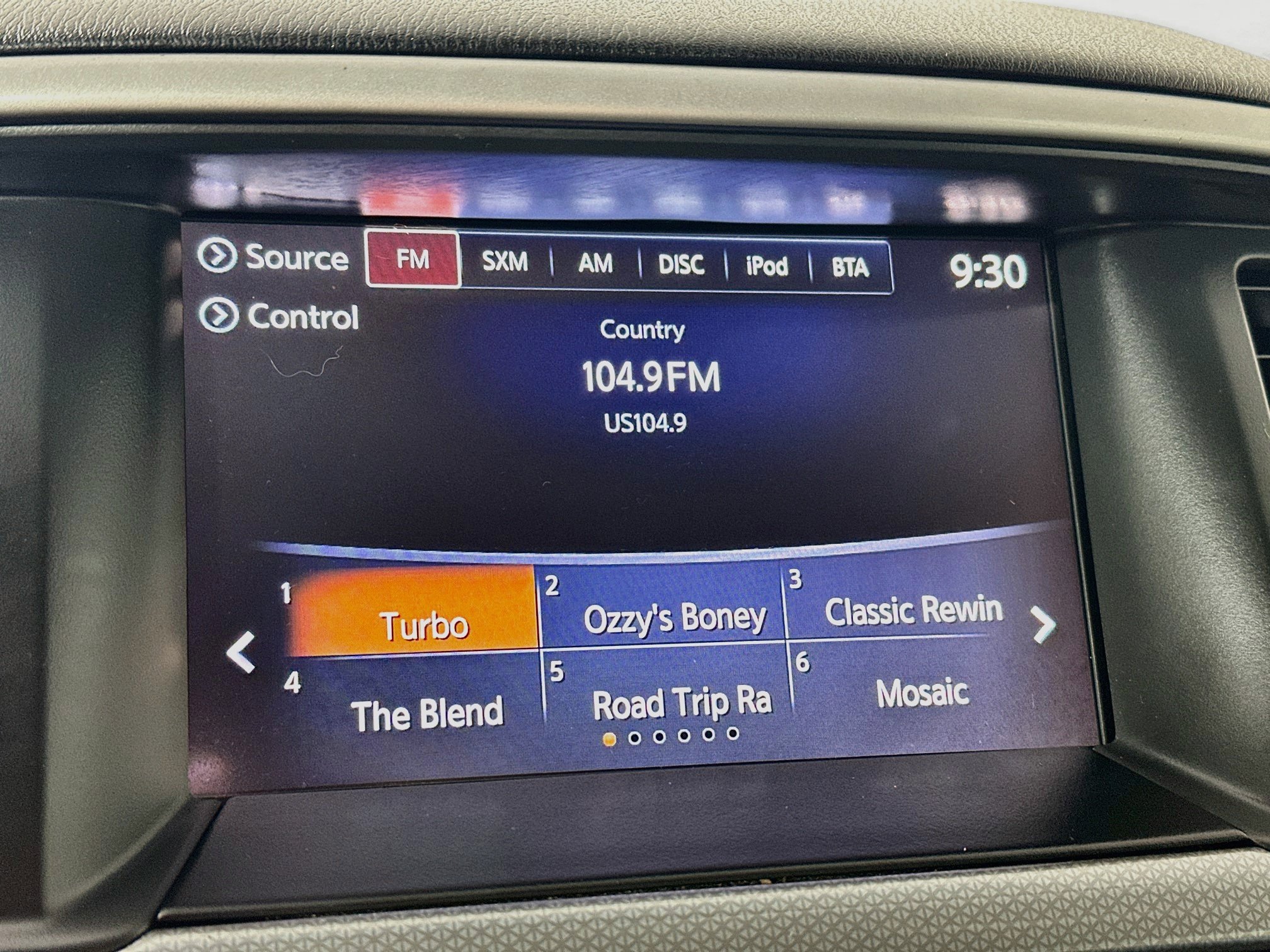 Used 2019 Nissan Pathfinder SL AWD/4WD image 15
