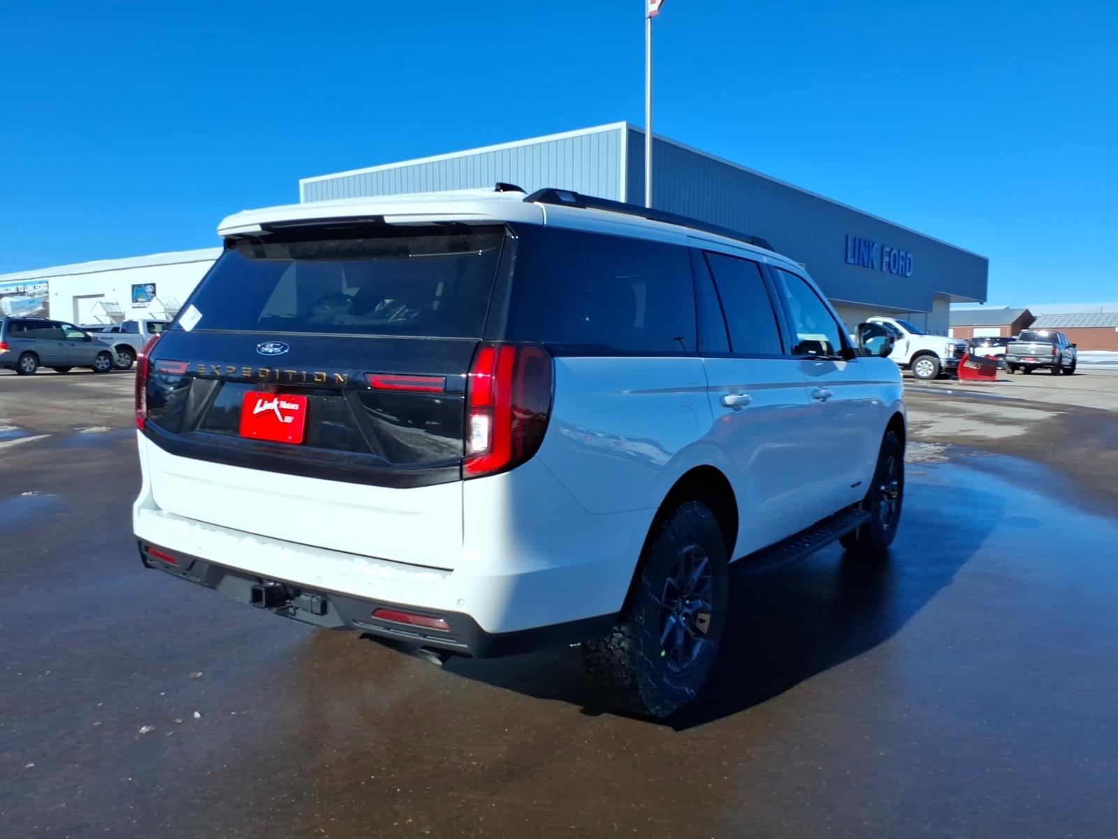 New 2026 Ford Expedition Tremor image 3