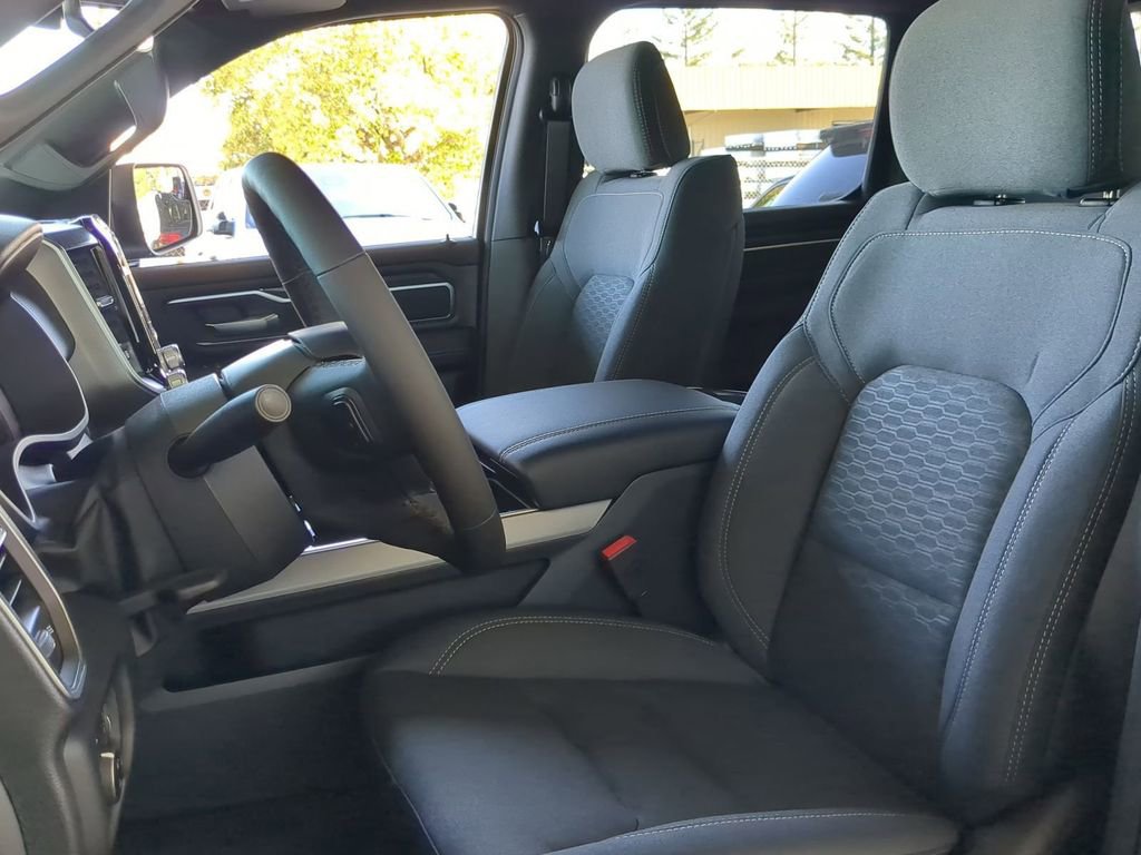 New 2026 RAM 1500 Big Horn AWD/4WD image 6