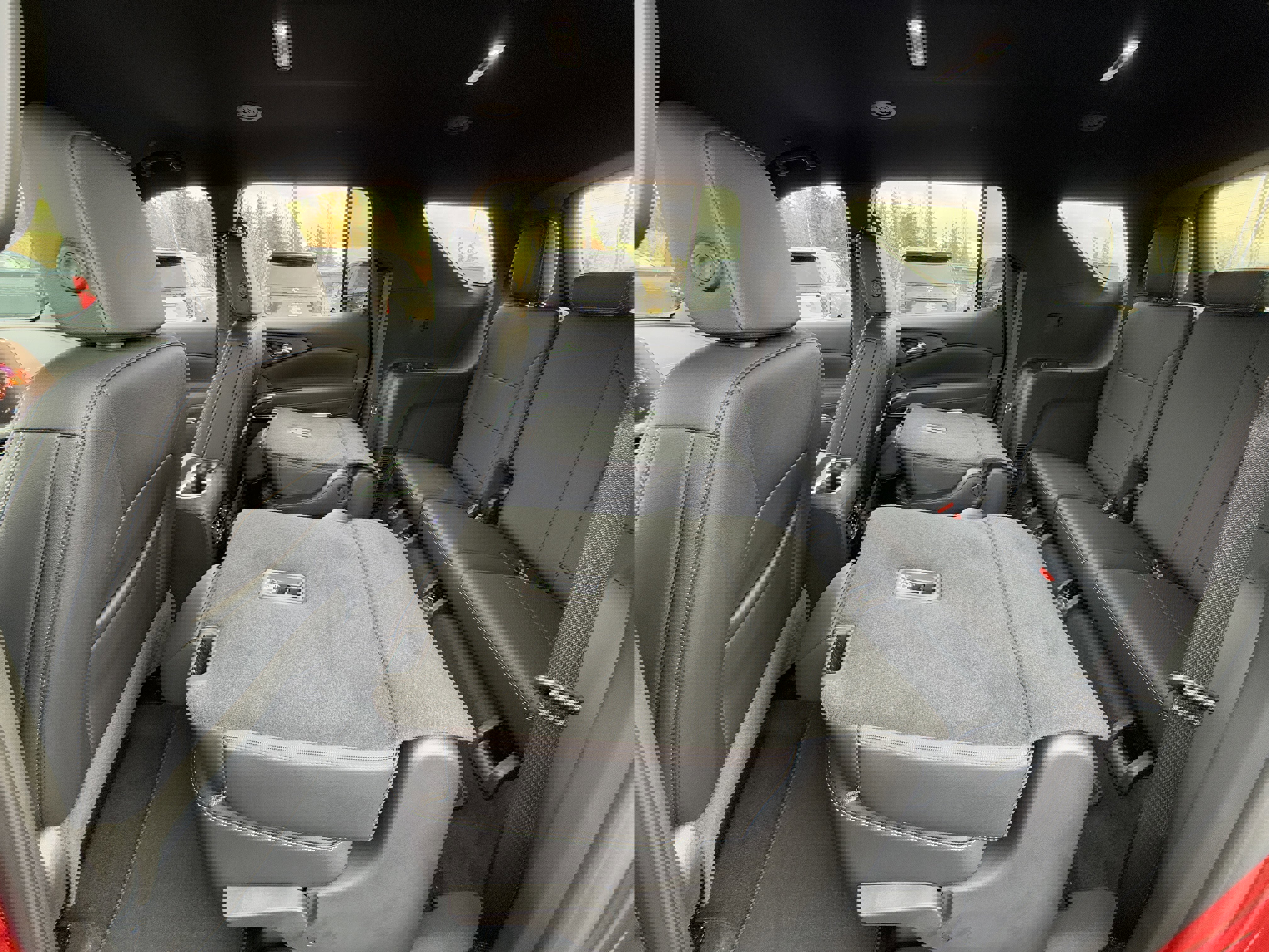 New 2025 Chevrolet Traverse LT image 31