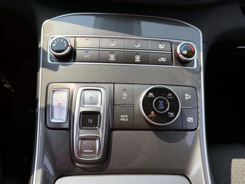 Certified 2023 Hyundai Santa Fe SE AWD/4WD image 16