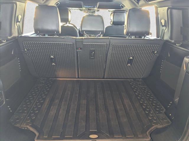 Used 2024 Land Rover Defender 110 X image 6