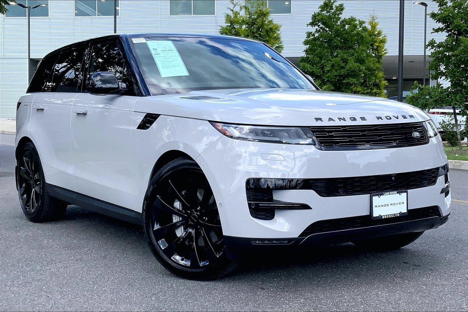 Certified 2026 Land Rover Range Rover Sport SE AWD/4WD image 2