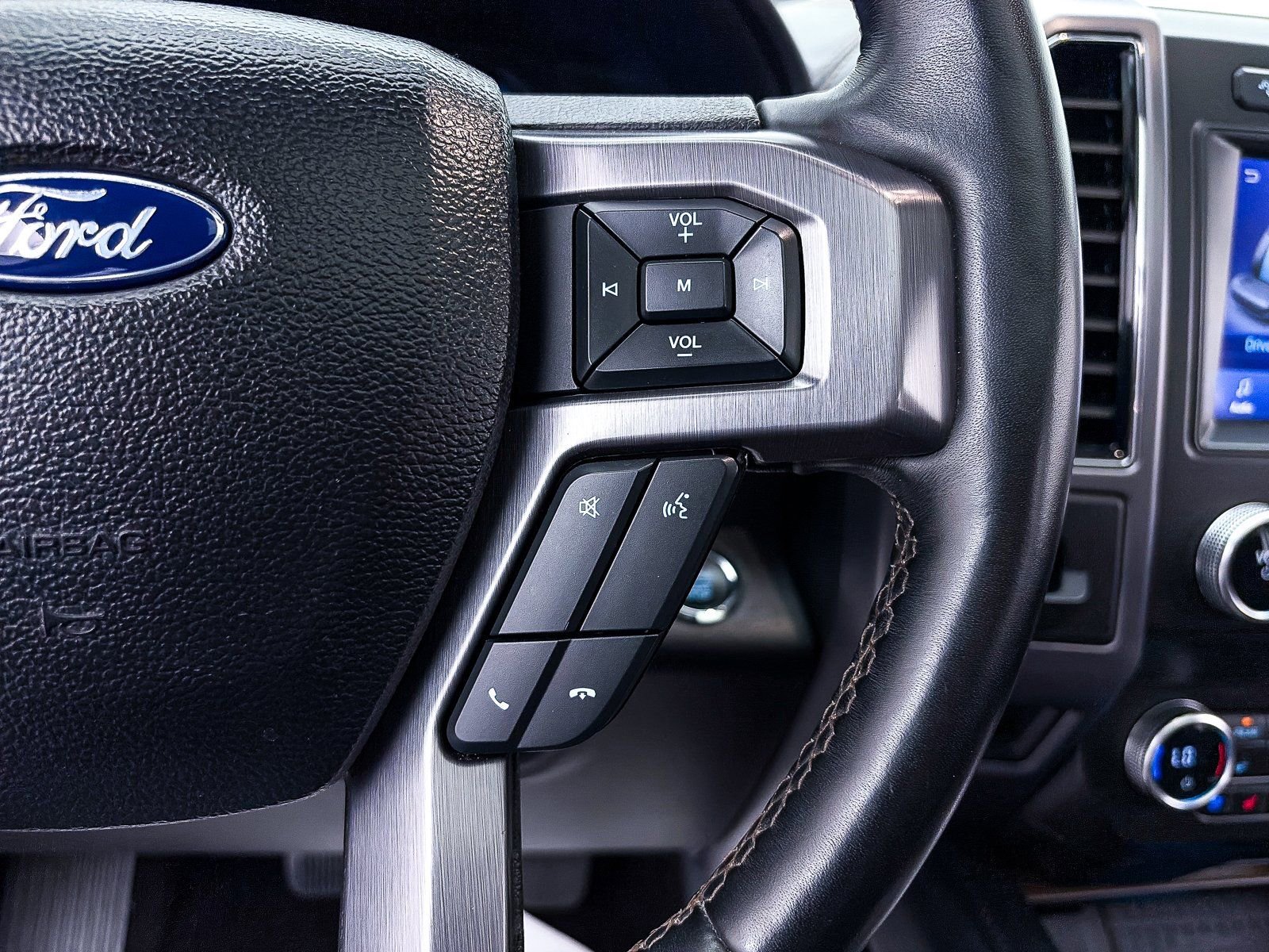 Used 2021 Ford Expedition Max Platinum image 32