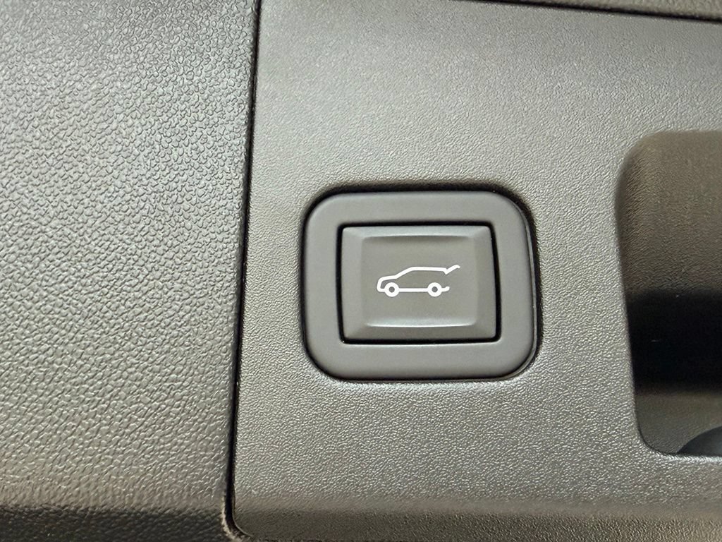 Used 2023 Cadillac XT5 Sportv w/ Technology Package AWD/4WD image 34