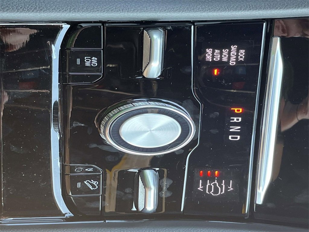 New 2025 Jeep Grand Cherokee Summit image 22